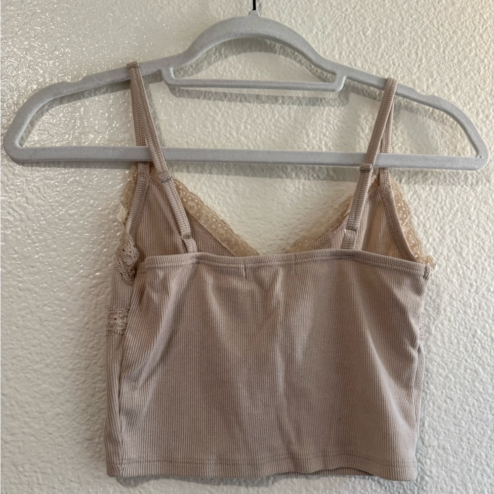 Lace Trim Ribbed Tank Top - Picture 2 of 3
